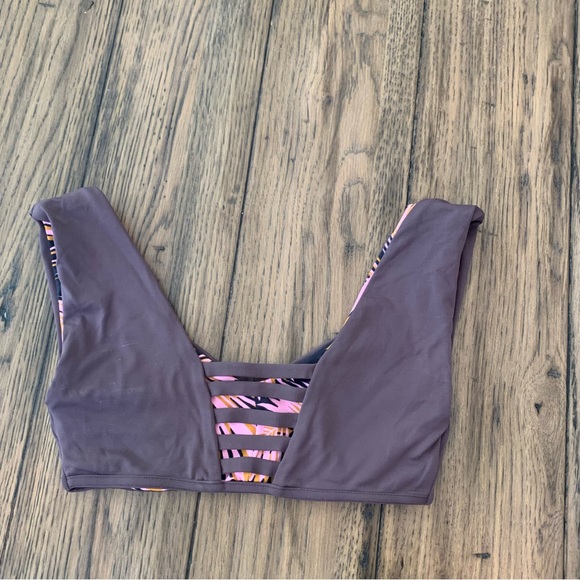 Maaji Fig Divine Reversible 4-way bikini swim top - Picture 2 of 4